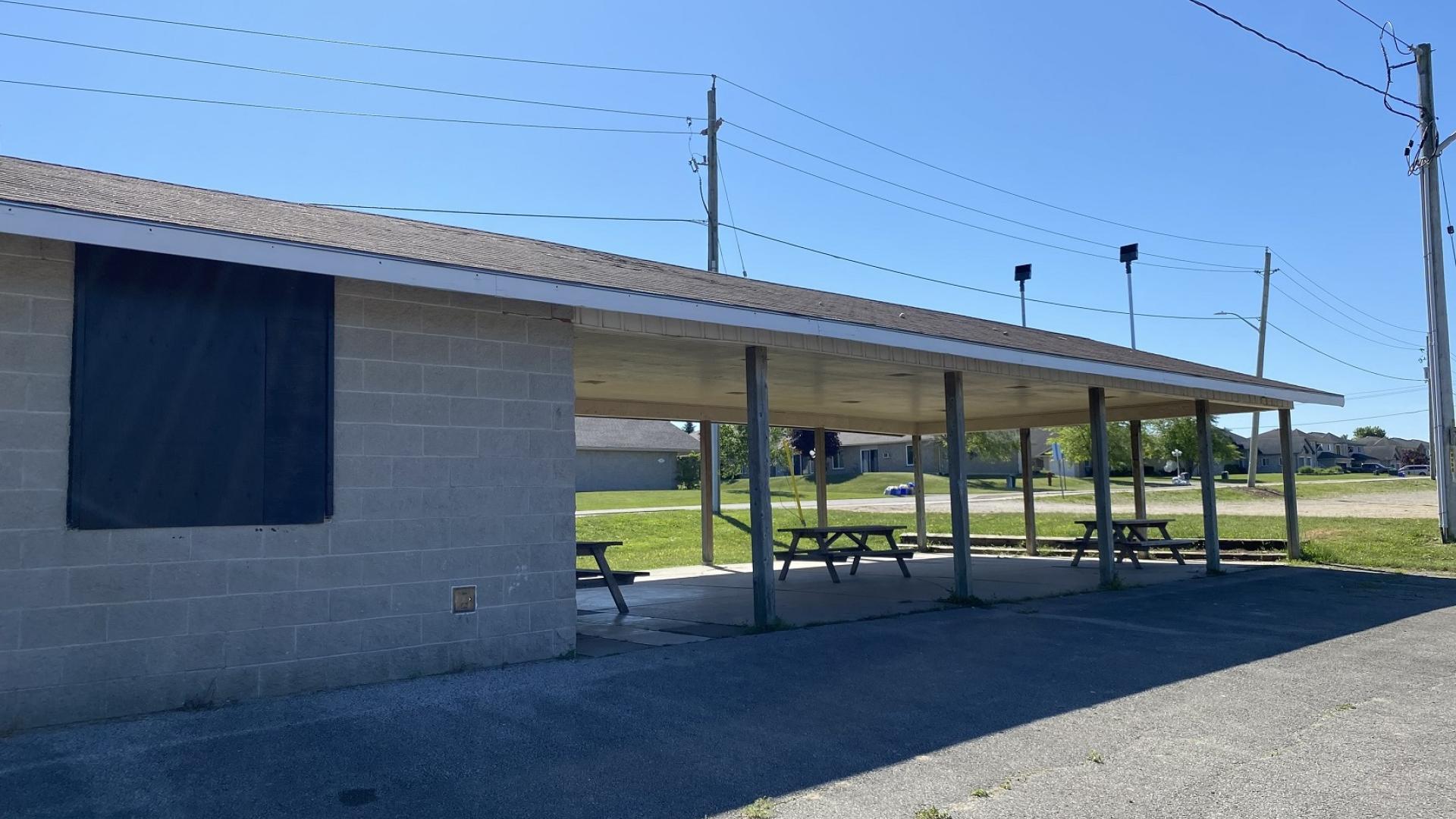 pavilion at the Kinsmen Ball Diamonds